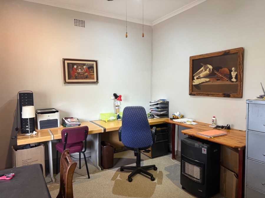 5 Bedroom Property for Sale in Ladismith Western Cape